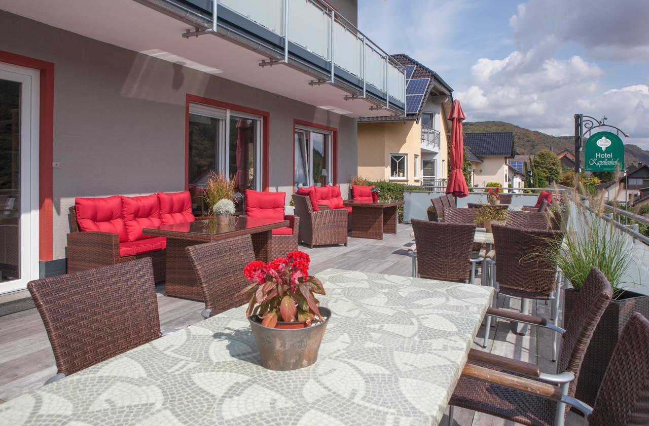 Hotel-Restaurant-Weingut Kapellenhof كلوتن المظهر الخارجي الصورة