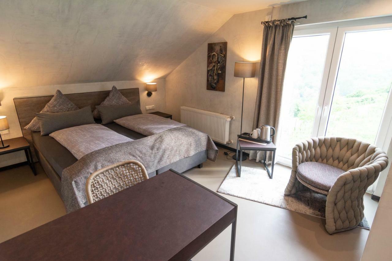 Hotel-Restaurant-Weingut Kapellenhof كلوتن المظهر الخارجي الصورة